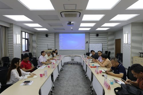 產教融合新篇章 上海和君欣盛創(chuàng)業(yè)投資管理合伙企業(yè)金立高級合伙人一行訪問管理學院